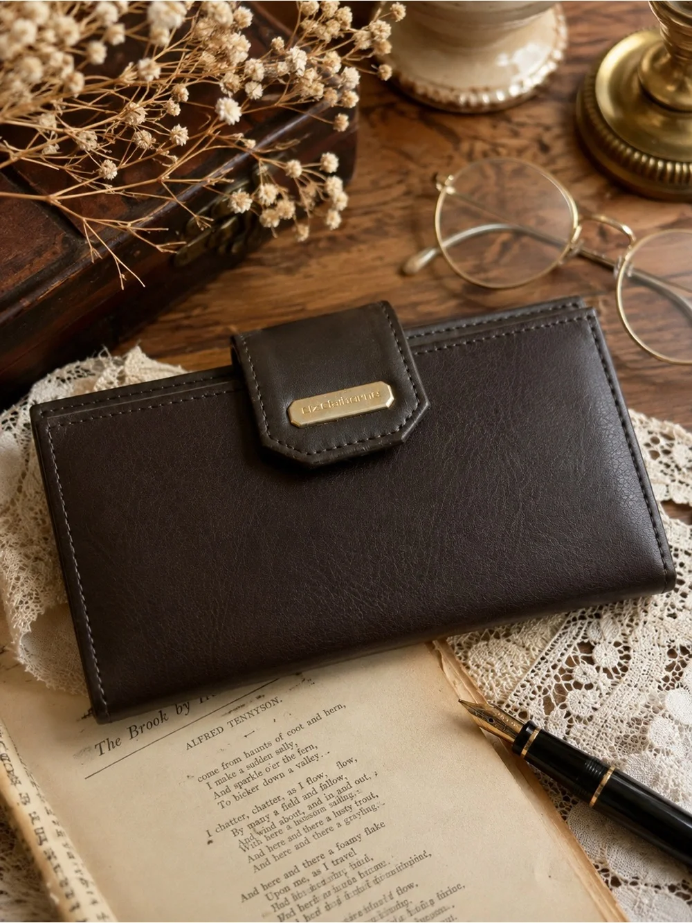 Liz Claiborne Brown Genuine Leather Checkbook Wallet Organizer Snap Closure